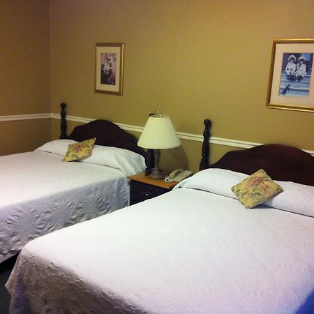 Lynwood Inn Baddeck Inlet Buitenkant foto