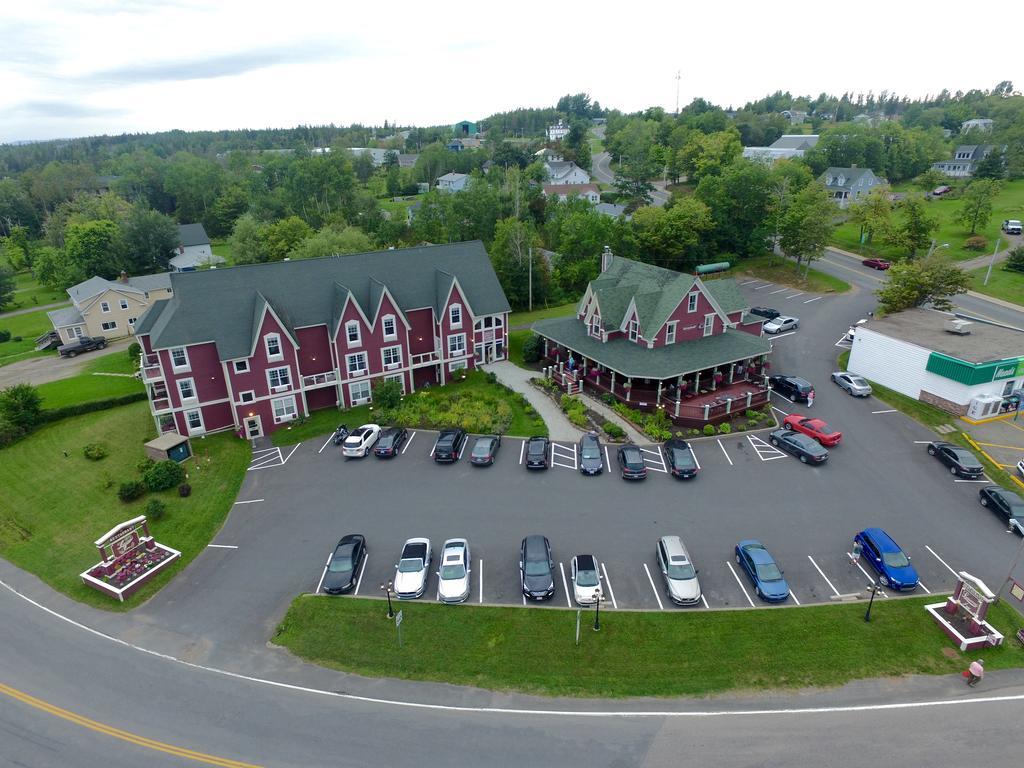 Lynwood Inn Baddeck Inlet Buitenkant foto